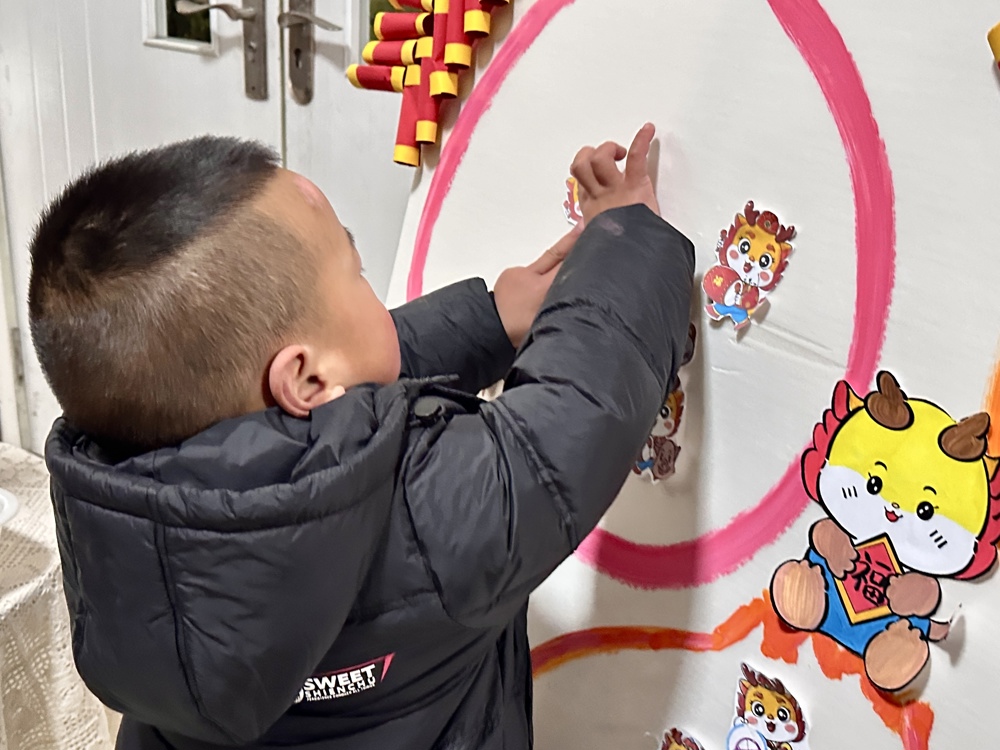 aaf60c5305644d12a8ec28d893205dc2.jpg aaf60c5305644d12a8ec28d893205dc2.jpg