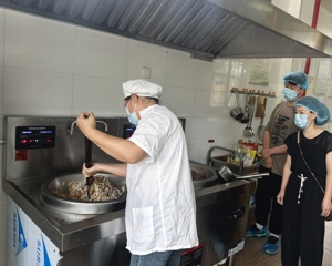 携手共护“舌尖安全”